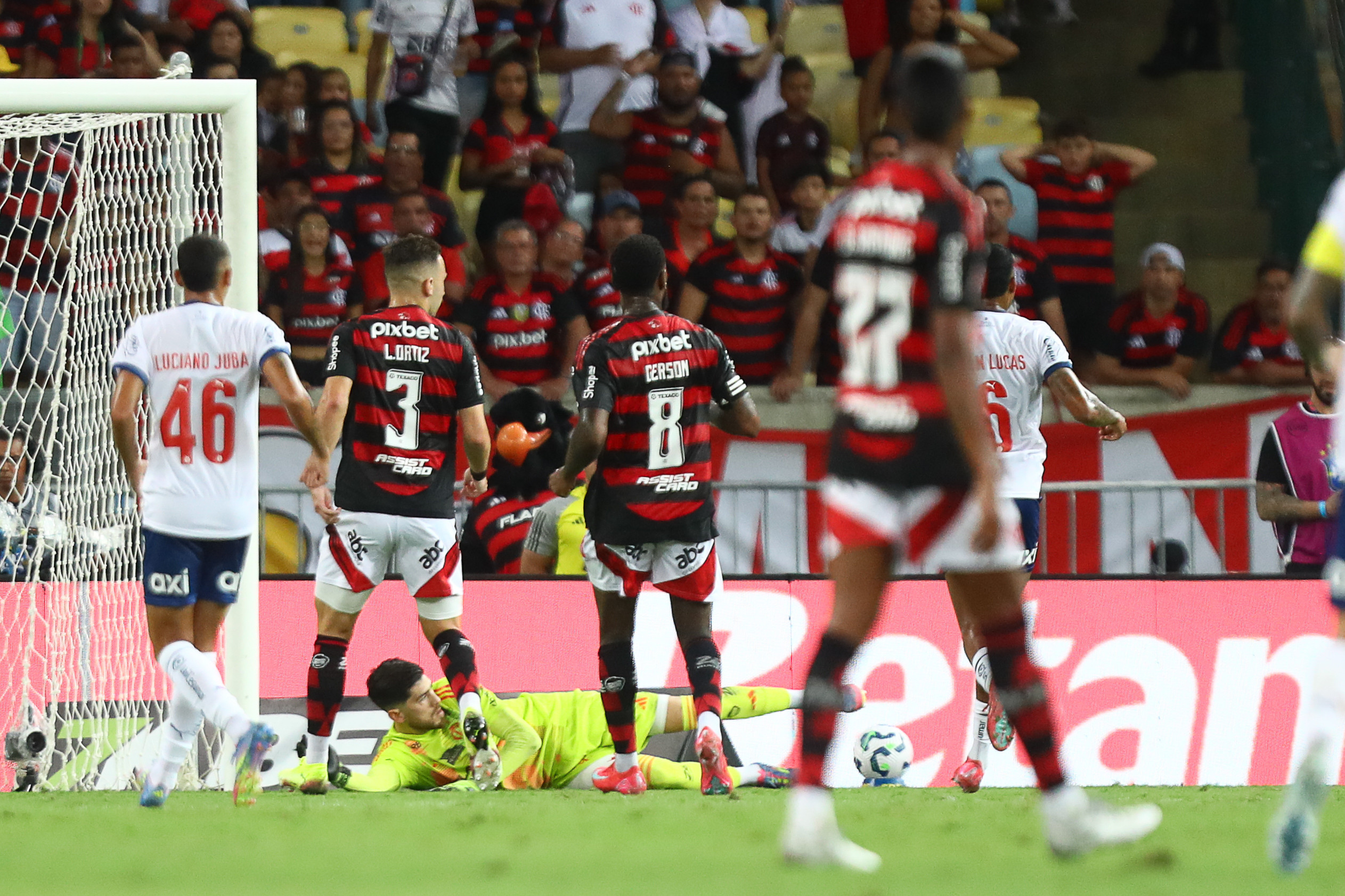 Descubra onde ver a batalha épica e as escalações explosivas!