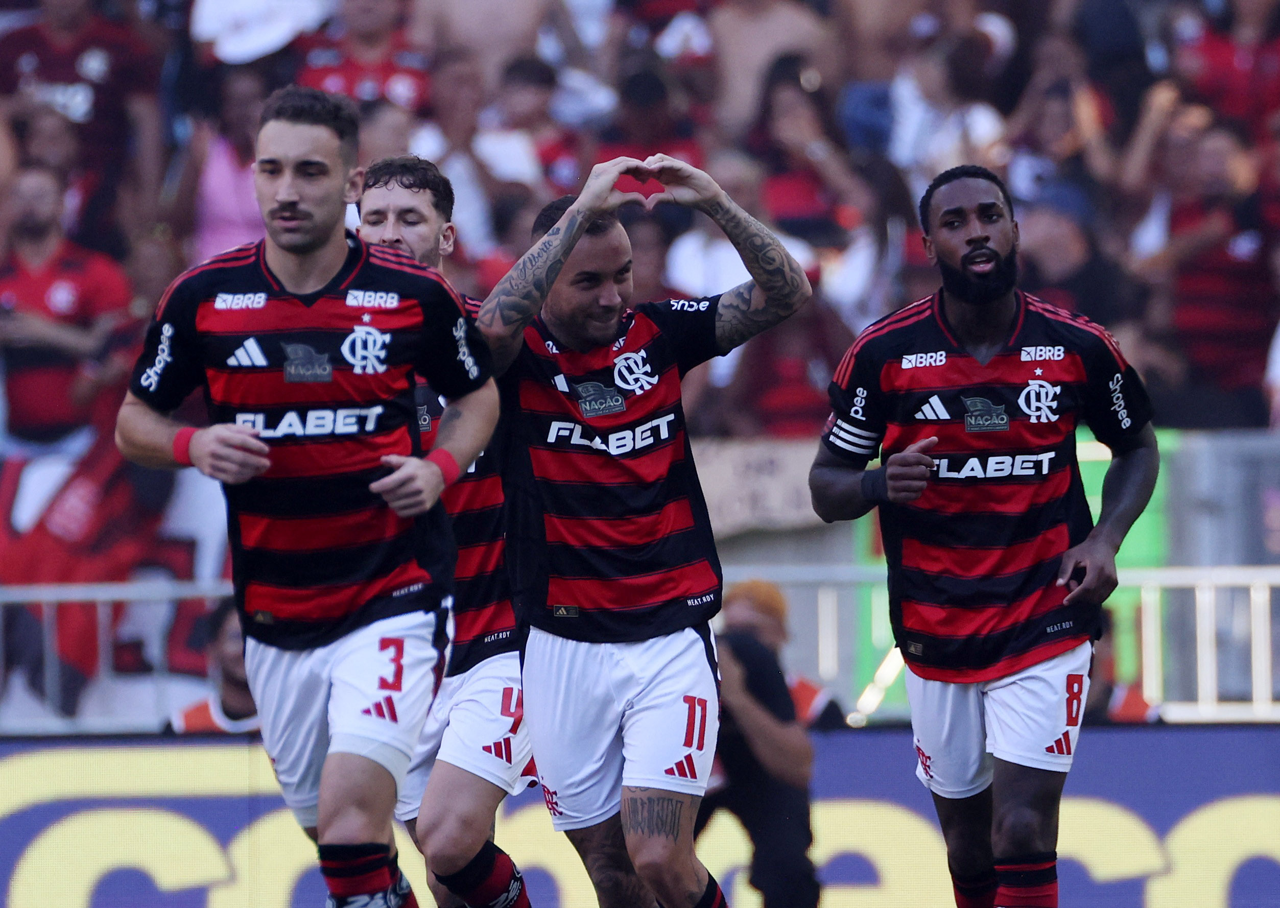 Desafio das Gigantes: Flamengo e Bahia se Enfrentam em Batalha Épica no Brasileirão – Não Perca!