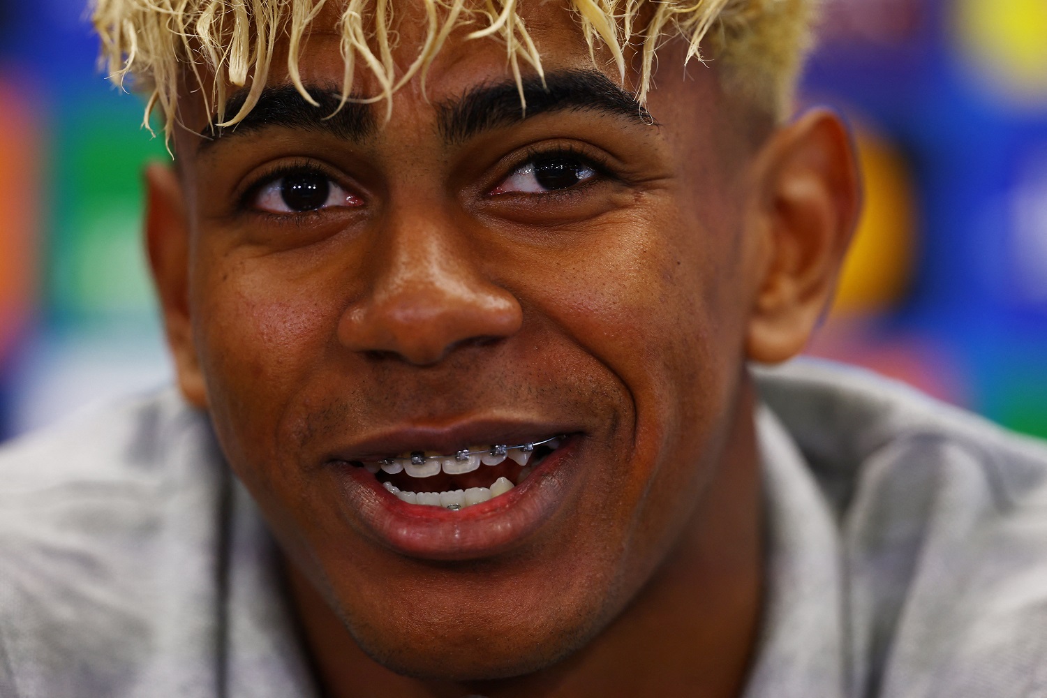 Jovem Fenômeno do Barça Ganha Igual a Neymar, mas Apenas 1/3 do Salário de Gabigol!