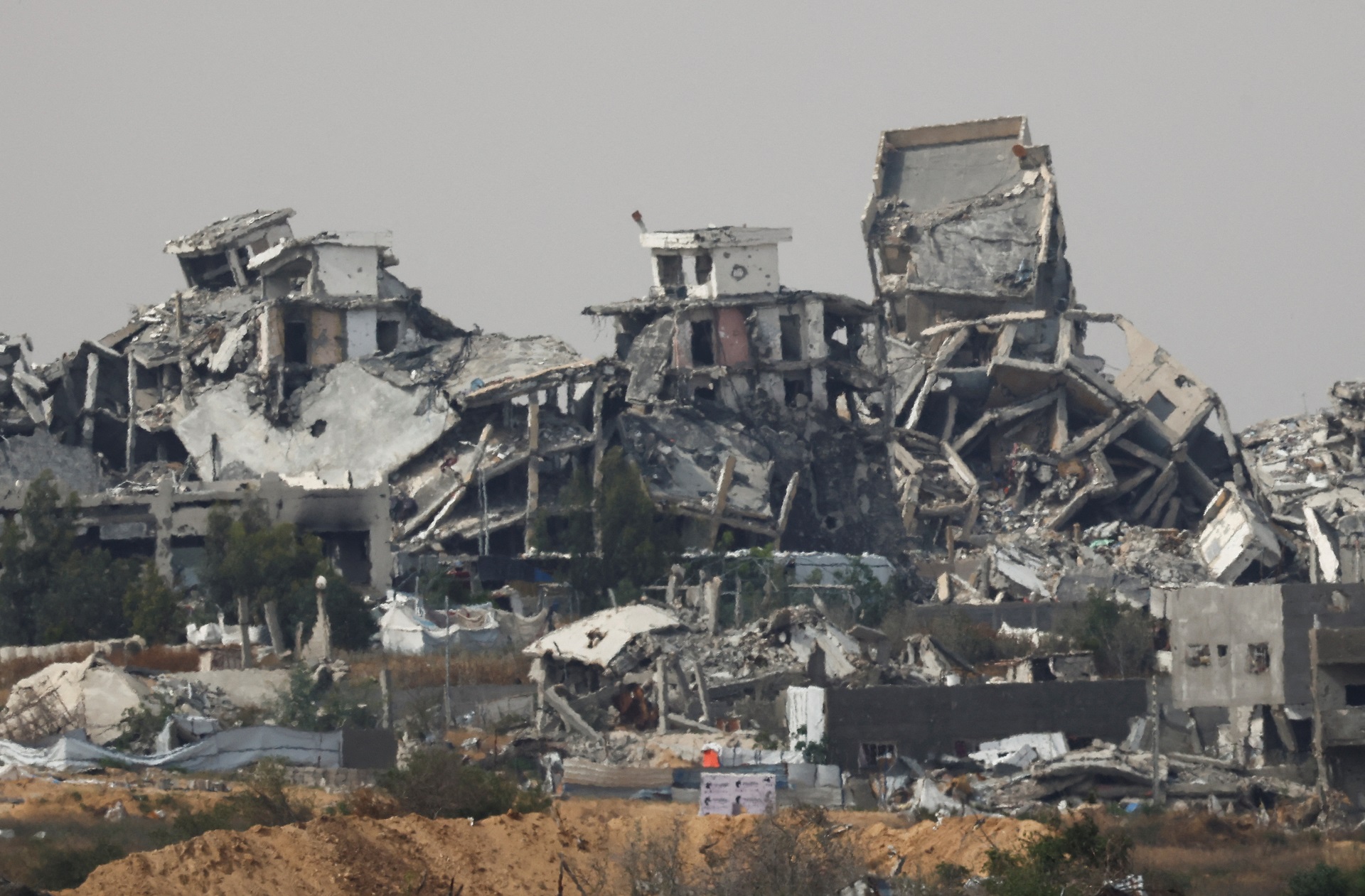 Desespero no Oriente Médio: Líderes Árabes Exigem Fim Imediato da Violência em Gaza!