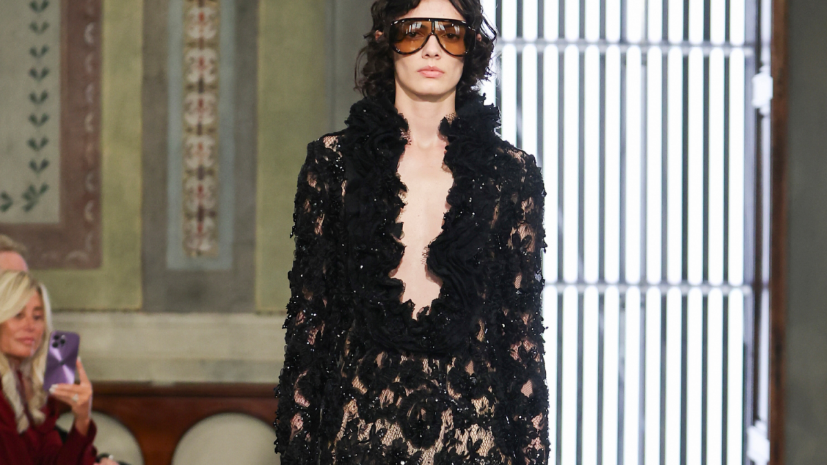 ESCÂNDALO NA MODA: 3 FURTOS DE IDEIAS do Desfile Cruise 2026 da Gucci!
