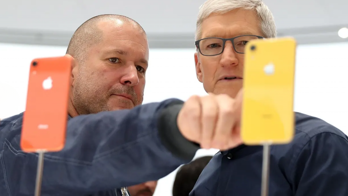 CHOQUE NO MERCADO: OpenAI SACA US$ 6,5 BILHÕES E ENGOLFA DESIGNER DA APPLE!