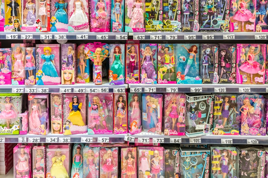 ALERTA: Mattel CHOCA o Mercado! Redução drástica de produção na China faz ações despencarem!