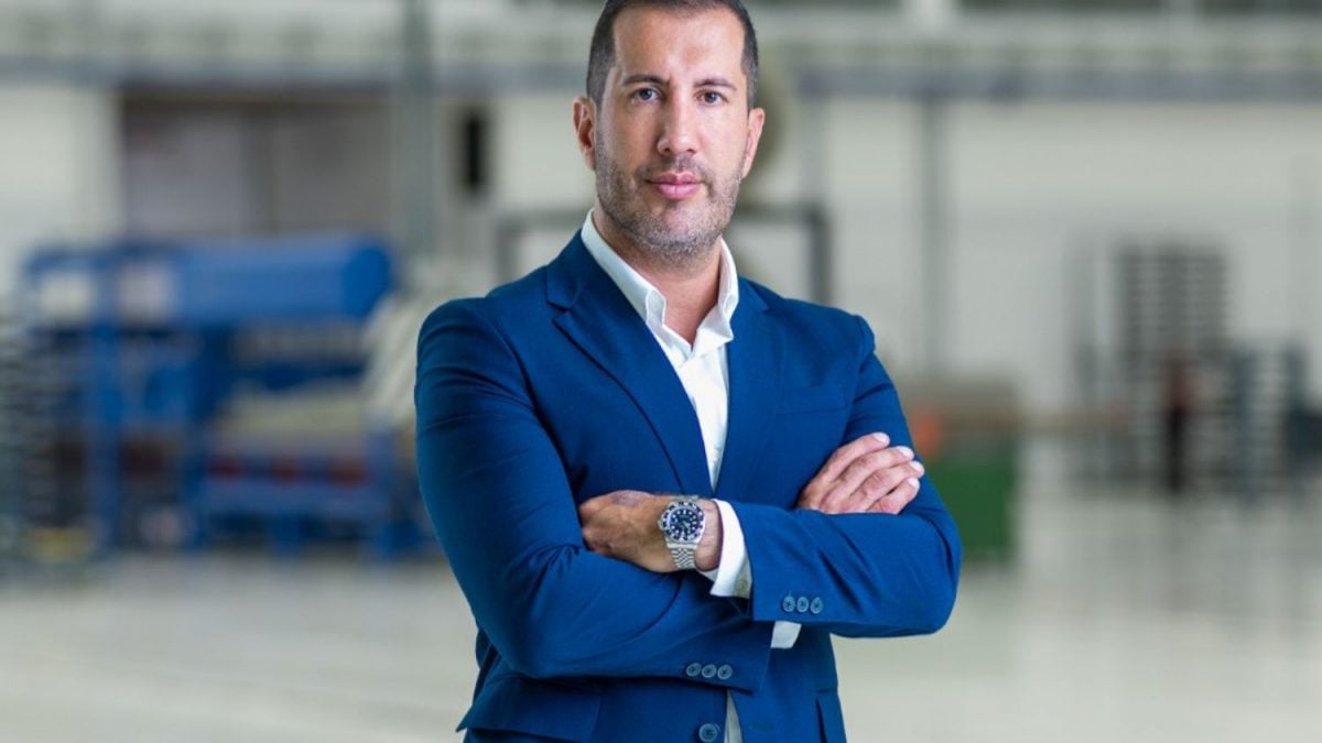 CHOCANTE! Carbon Anuncia Novo CEO e Revoluciona Indústria do Vidro!