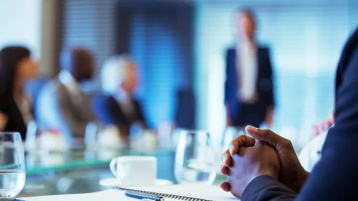 Reuniões Inúteis: O Terror Silencioso que Sabota Seu Trabalho!