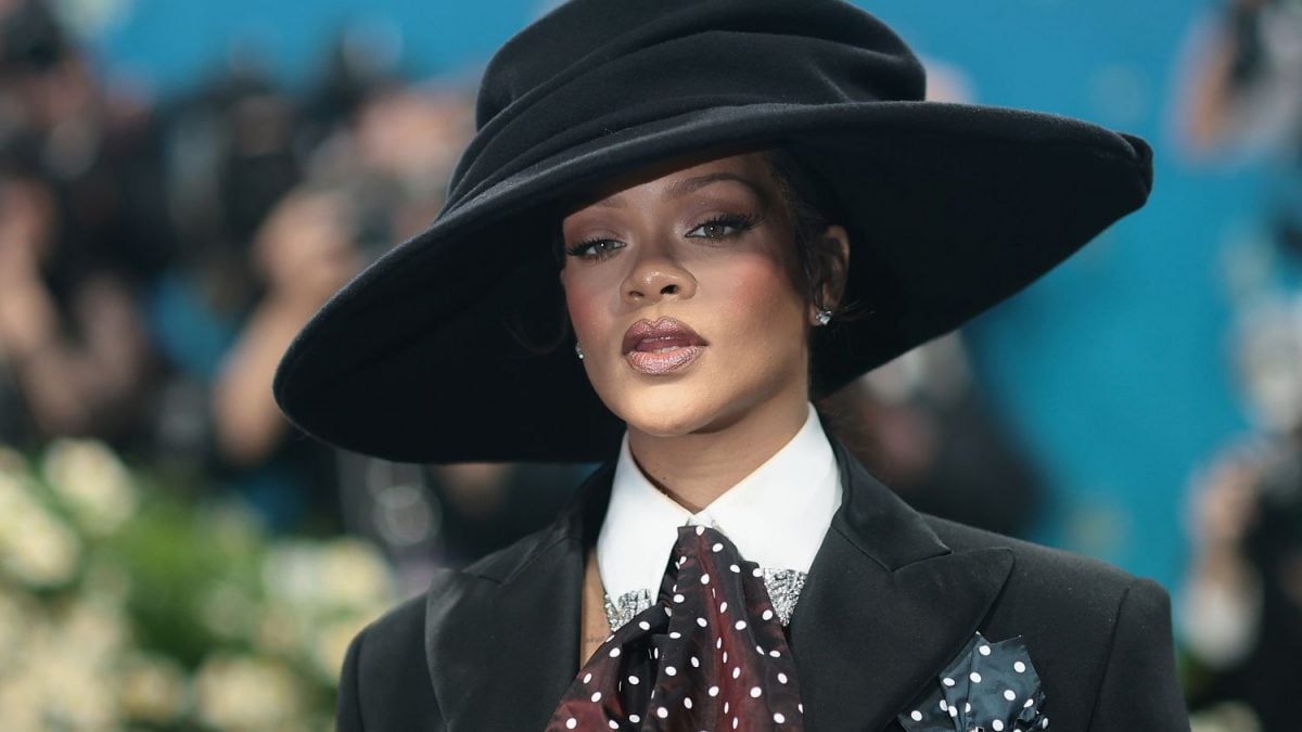 Rihanna Revela Segredo Explosivo: Look que Pode Transformar Seu Negócio!