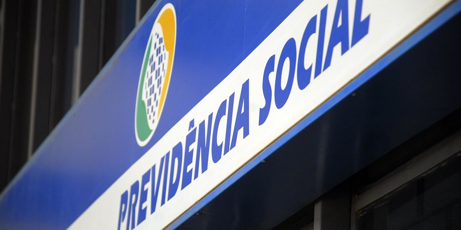 POLÍCIA FEDERAL DETONA ESCÂNDALO: Veja os PODEROSOS que foram POR ÁGUA ABAIXO!