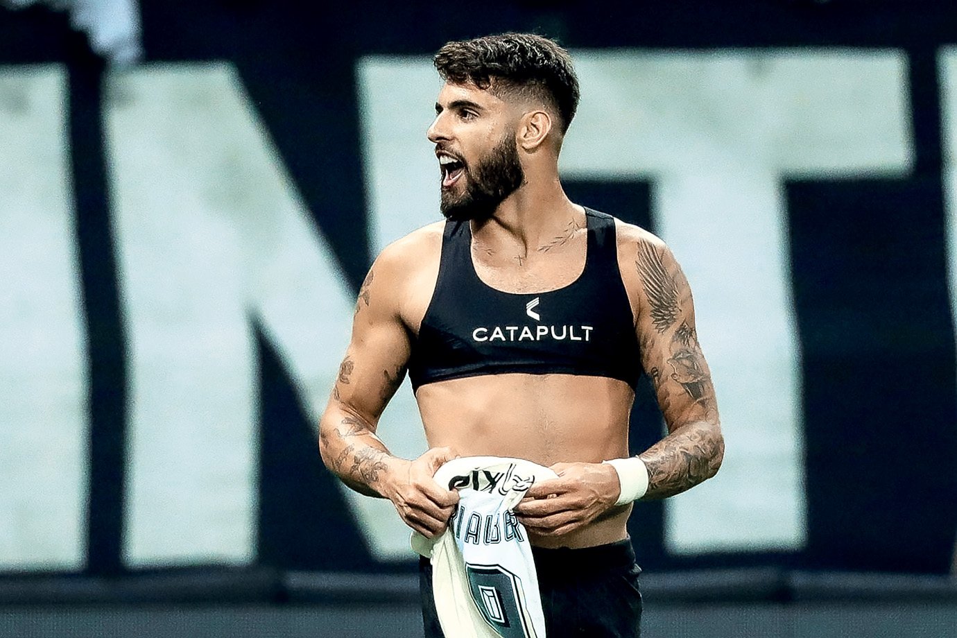 Dados em Pele: A Revolução Chocante que Vai Transformar Seu Corpo!