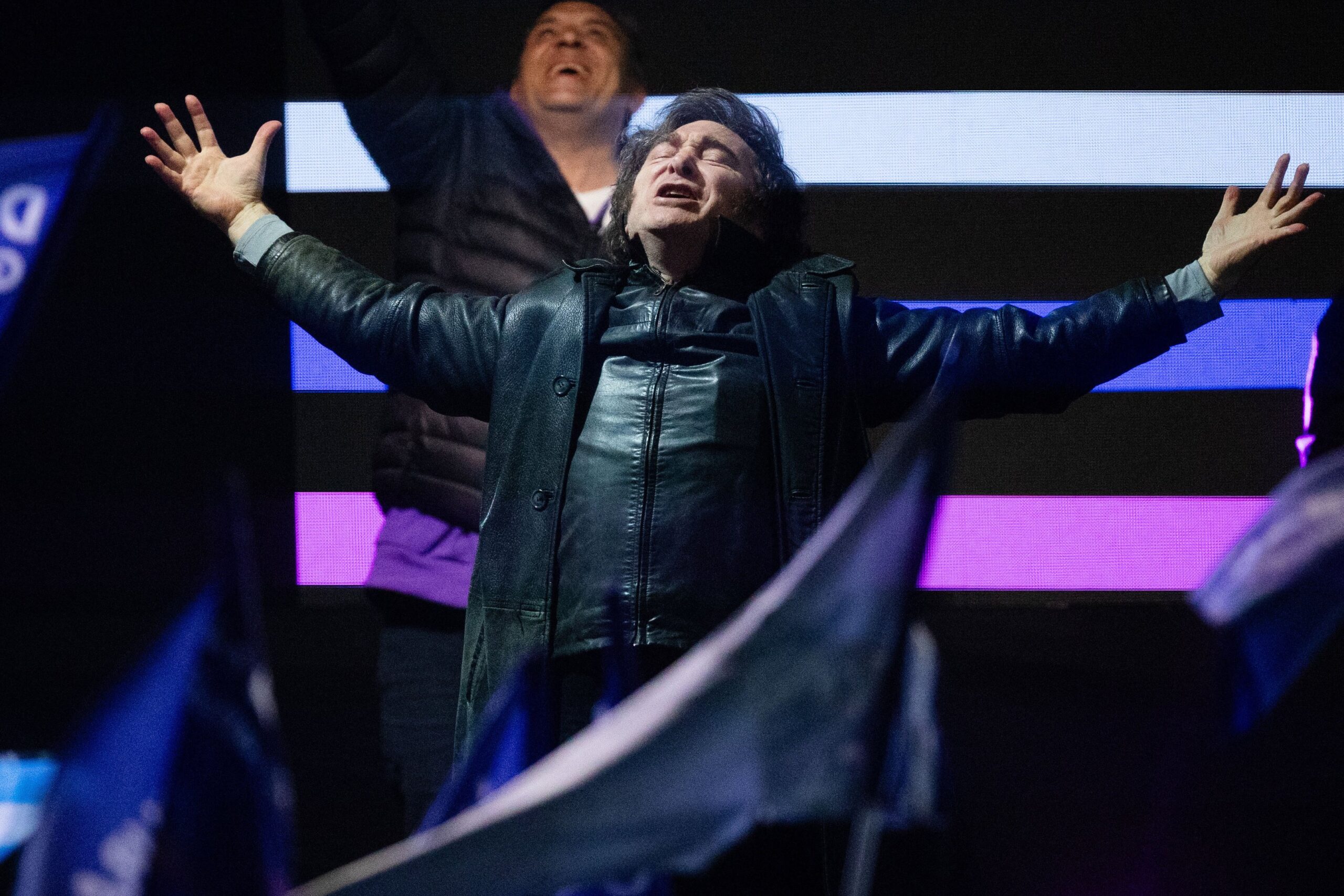 Chacina Política! Milei em Colapso: A Queda Assustadora que Abala Buenos Aires!