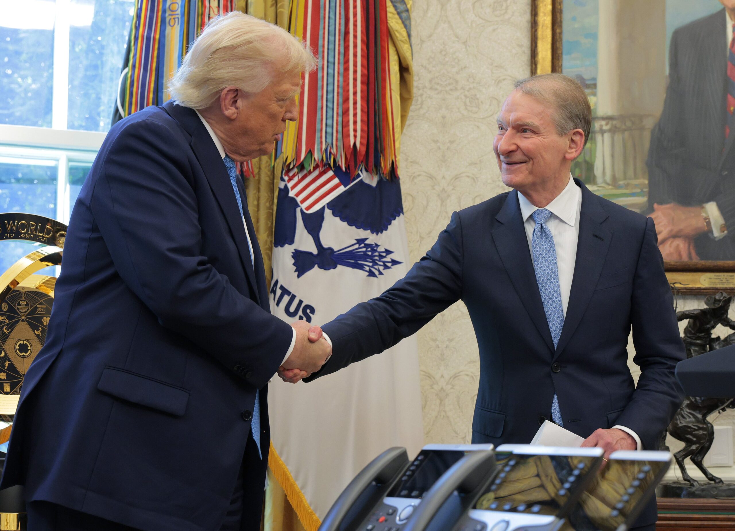 Trump e SEC: O FIM CHOCANTE dos Balanços Trimestrais que Pode ABALAR o Mercado!